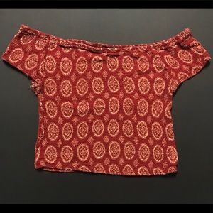 Super cute Brandy Melville off-the-shoulder top!